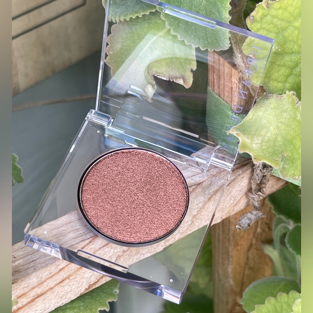 URBAN DECAY COSMETICS 24/7 Eyeshadow In Ember (Deep Copper Metallic)
